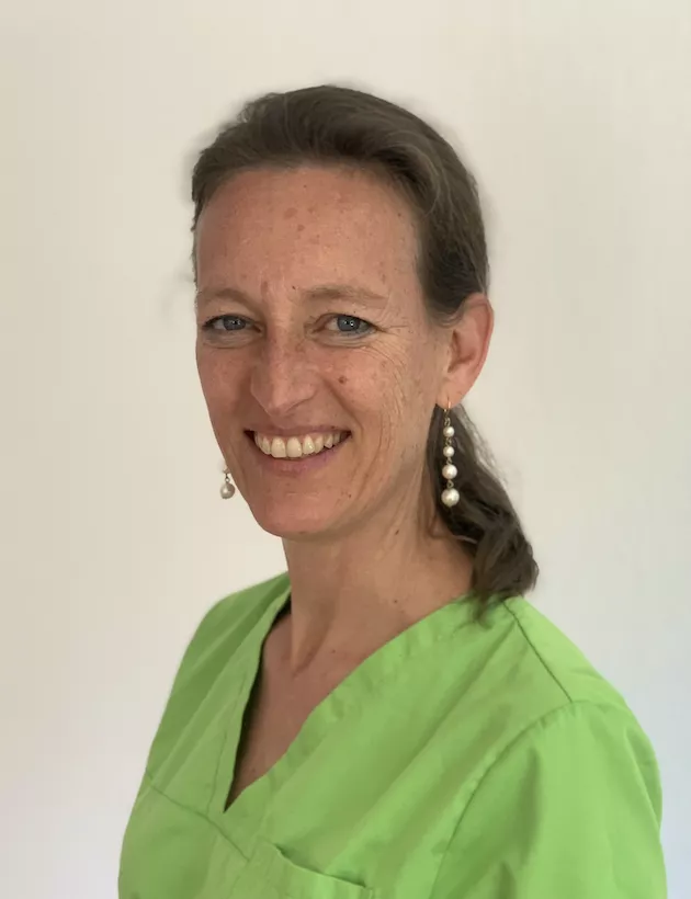 Porträt von Dr. Cornelia Fach